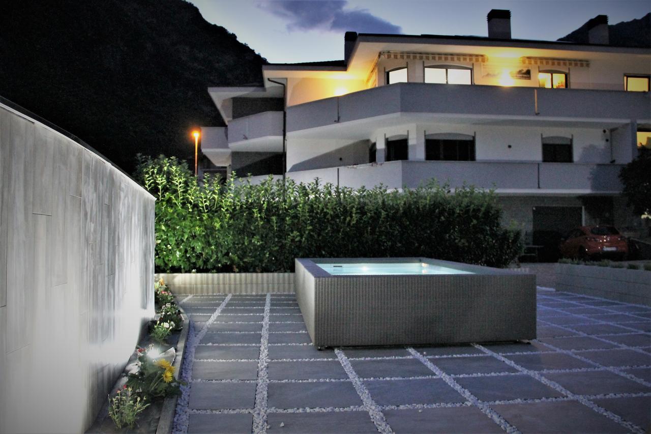 Affittacamere Valchiavenna - Foresteria Lombarda Con Parcheggio Privato Sul Posto! Apprezzata Gestione Familiare Dal 2012, Qualita-Prezzo Top! "Guest-House With Private Parking On Site! Appreciated Family Management Since 2012, Quality-Price Top!" 外观 照片