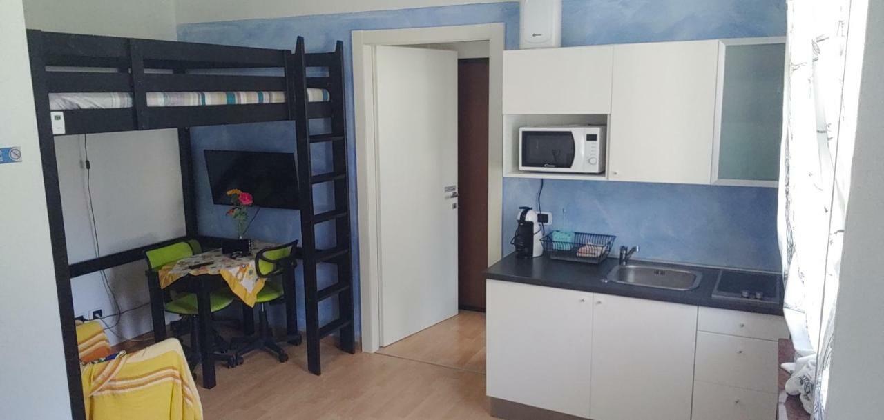 Affittacamere Valchiavenna - Foresteria Lombarda Con Parcheggio Privato Sul Posto! Apprezzata Gestione Familiare Dal 2012, Qualita-Prezzo Top! "Guest-House With Private Parking On Site! Appreciated Family Management Since 2012, Quality-Price Top!" 外观 照片