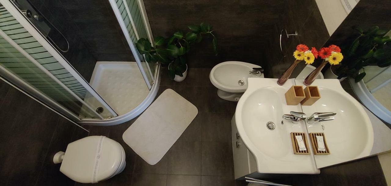 Affittacamere Valchiavenna - Foresteria Lombarda Con Parcheggio Privato Sul Posto! Apprezzata Gestione Familiare Dal 2012, Qualita-Prezzo Top! "Guest-House With Private Parking On Site! Appreciated Family Management Since 2012, Quality-Price Top!" 外观 照片